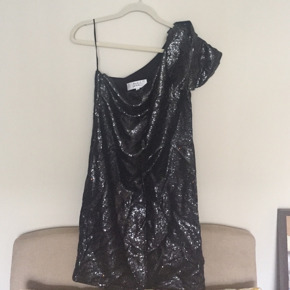 Mark & James Badgley Mischka sequin dress size 8